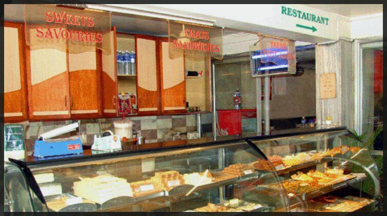 Hotel Anand Vihar Bengaluru Zewnętrze zdjęcie