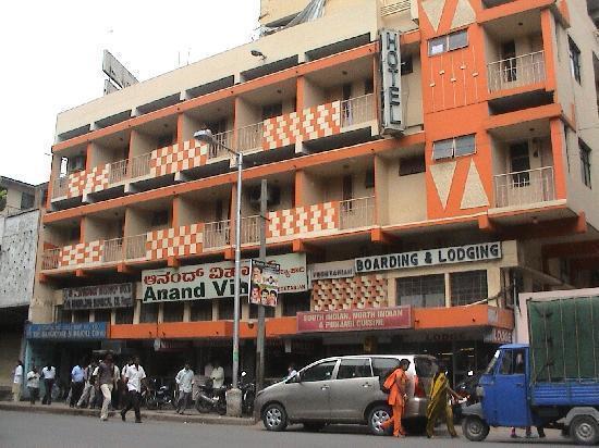 Hotel Anand Vihar Bengaluru Zewnętrze zdjęcie